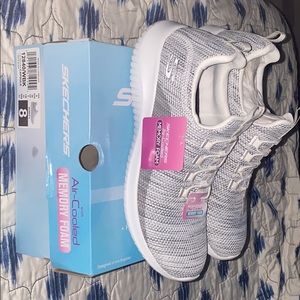 Women’s Skechers with air cooled memory foam